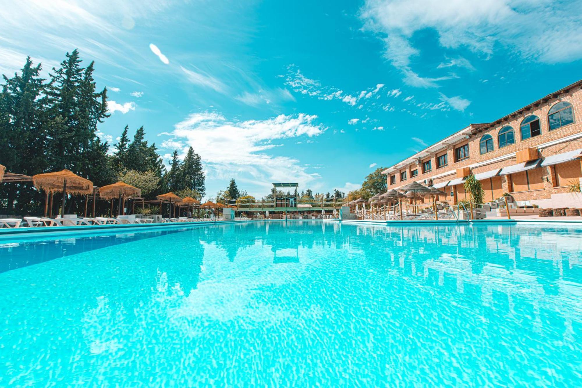Camping & Bungalows Suspiro Del Moro Otura Exteriér fotografie