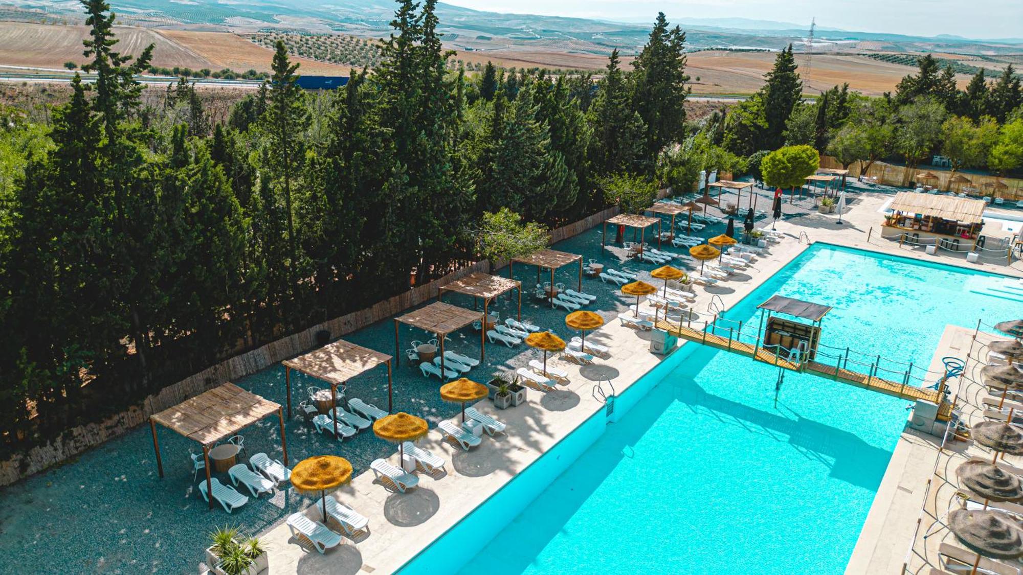 Camping & Bungalows Suspiro Del Moro Otura Exteriér fotografie