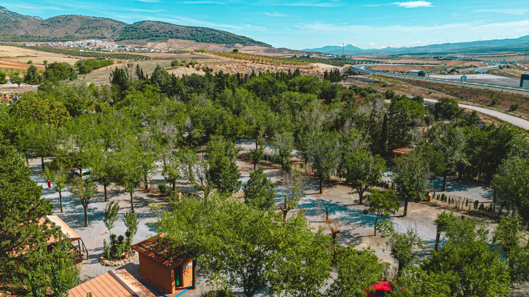 Camping & Bungalows Suspiro Del Moro Otura Exteriér fotografie